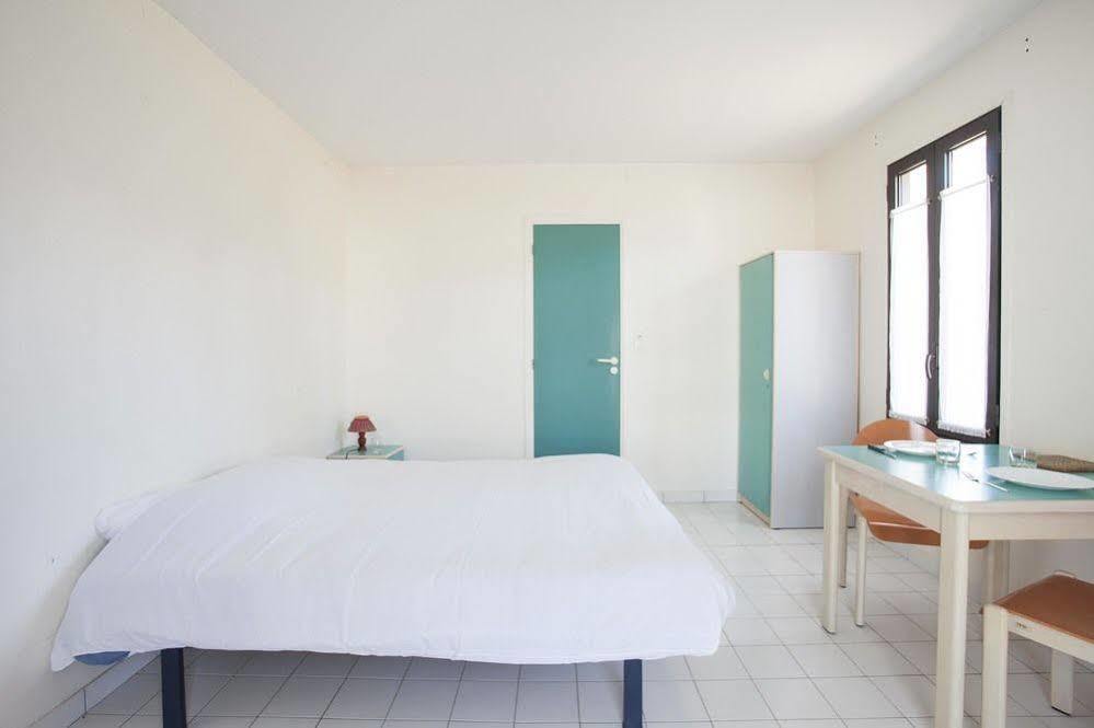 Sous Les Pins Hotel Ronce-les-Bains Eksteriør billede