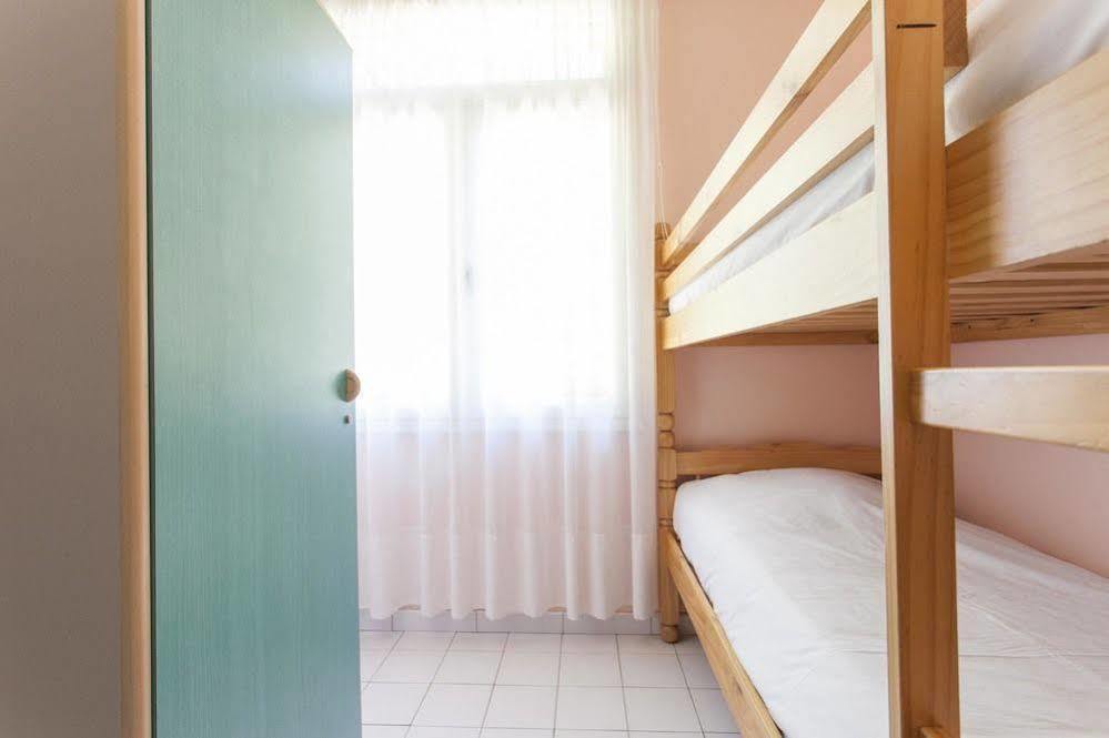 Sous Les Pins Hotel Ronce-les-Bains Eksteriør billede